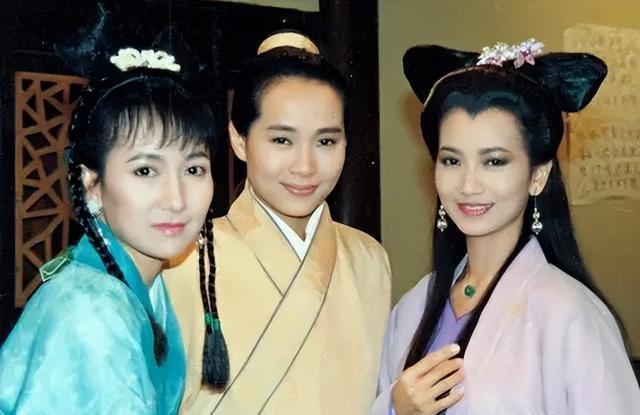 新白娘子傳奇演員表——重溫92版經(jīng)典之作的璀璨星光，新白娘子傳奇演員表回顧，重溫92版經(jīng)典之作的星光熠熠時刻